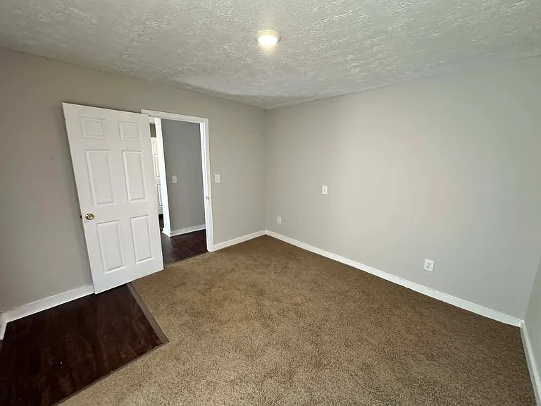 508 Launius St — Photo 10
