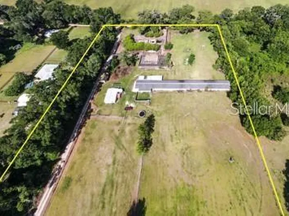 1121 NE 135th Pl, Citra, FL 32113