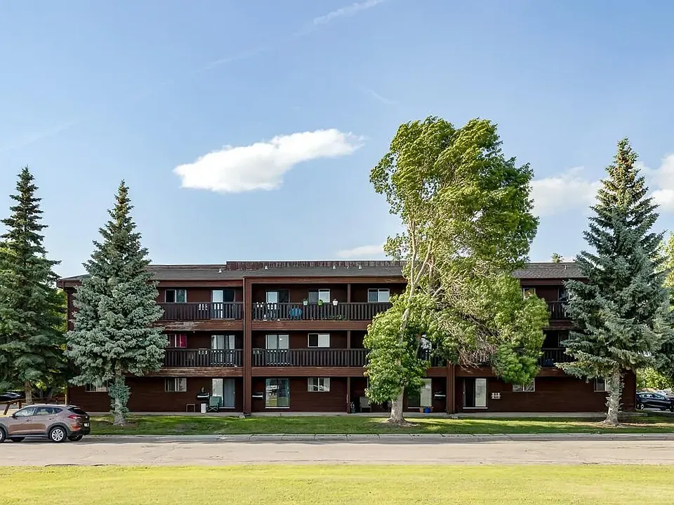 5 Russell Dr