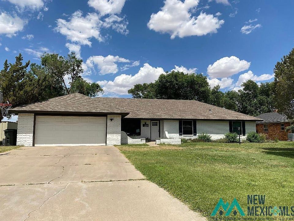 1st image of 220 Diamondhead Dr