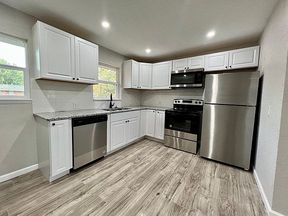 5th image of 4817 NW Pollard Ave