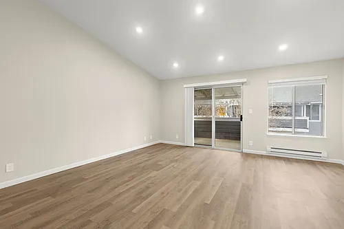 Redwood Creek Villas Photo 1
