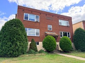 104 Clement Rd, Oreland, PA
