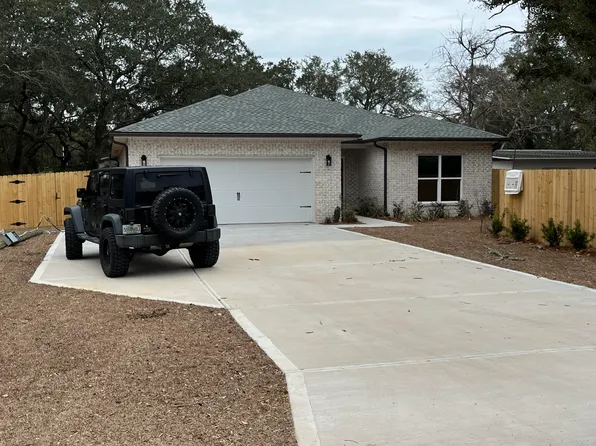 208 Homestead St, Niceville, FL 32578