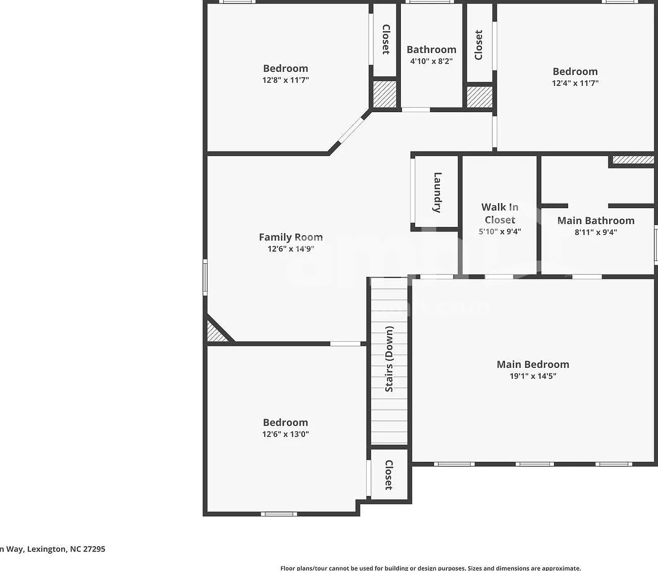 4 bed, 2.5 bath, 2472 sqft, $2,390 — Photo 2