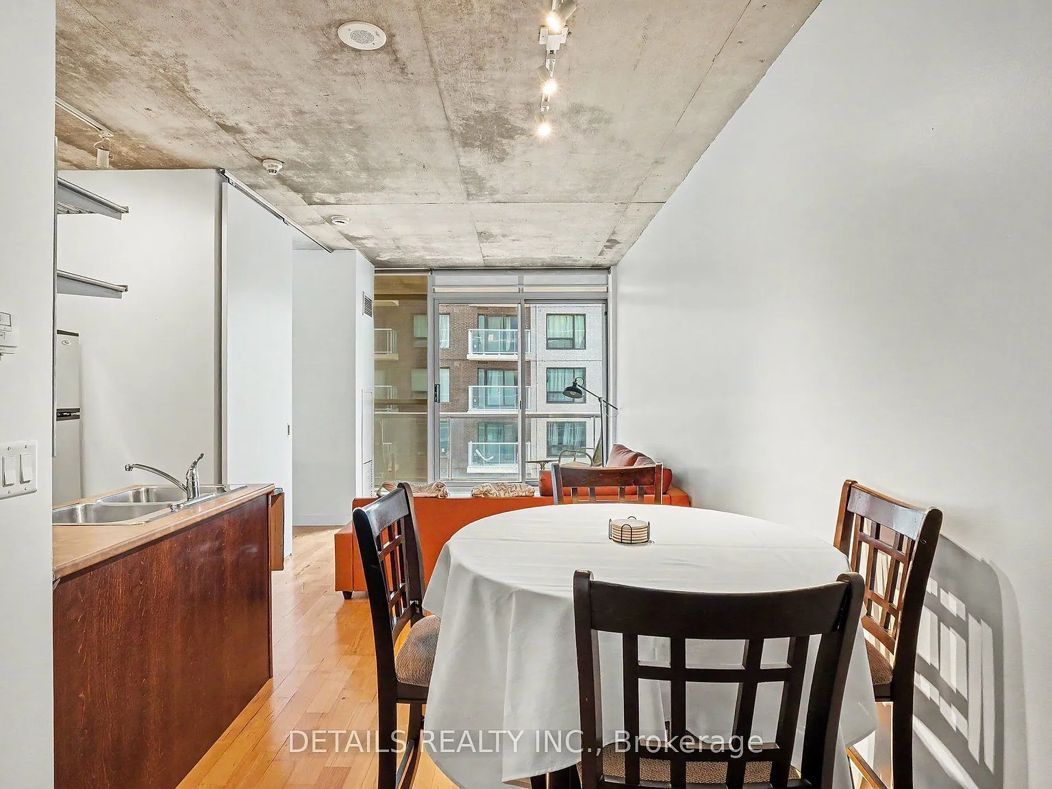 1 bed, $2,095 — Photo 4