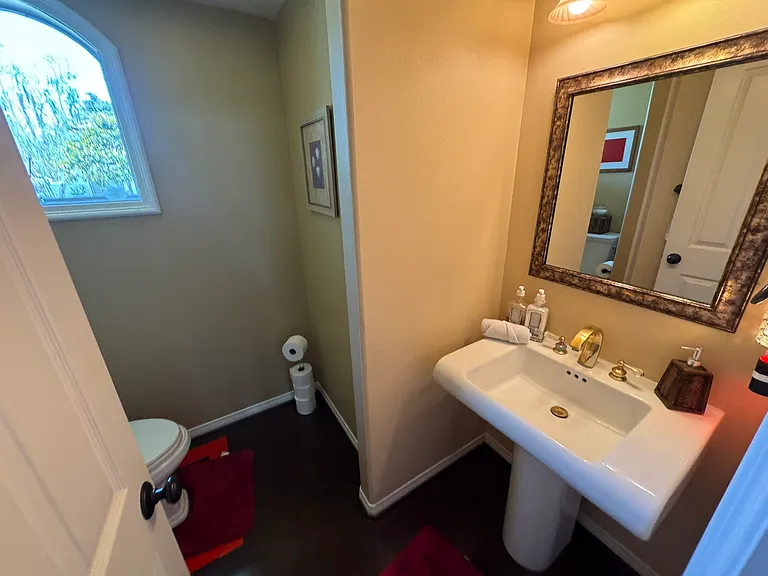 713 Twillin Ct — Photo 6