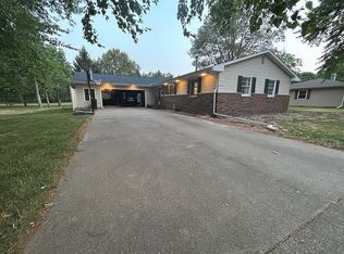 1222 2nd St, Lacon, IL 61540