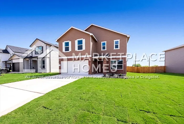 6 bed, 3.5 bath, 2968 sqft, $2,000 — Photo 3