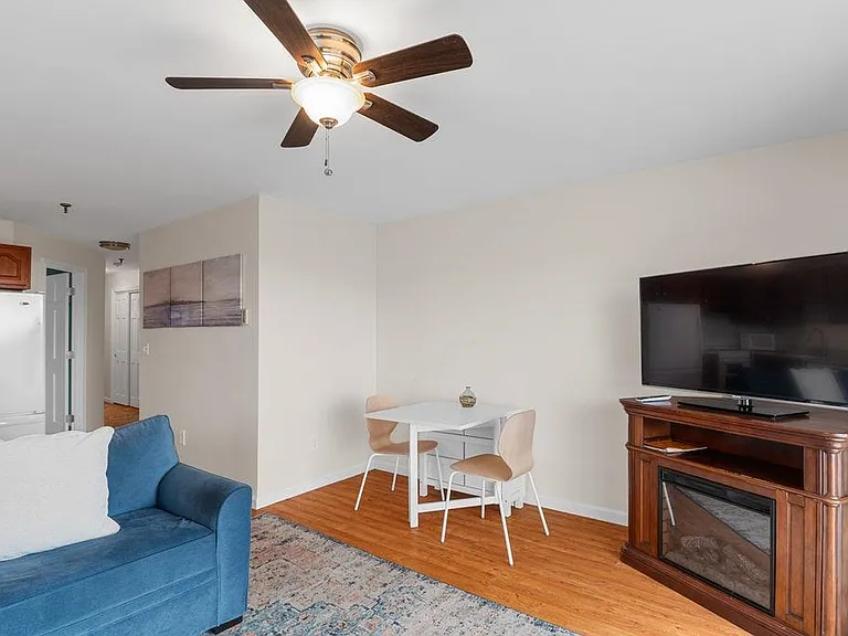 611 Ocean Blvd #3 — Photo 19