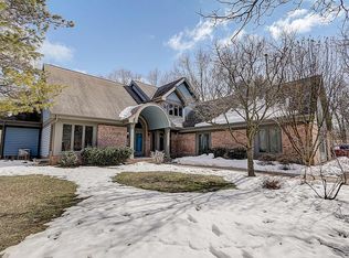 W345S5666 Waterville Rd, Eagle, WI 53119