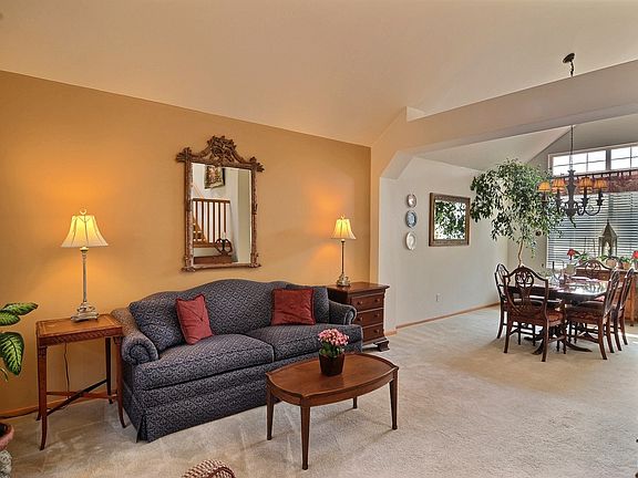 4th image of 3724 30th Avenue Ct NW