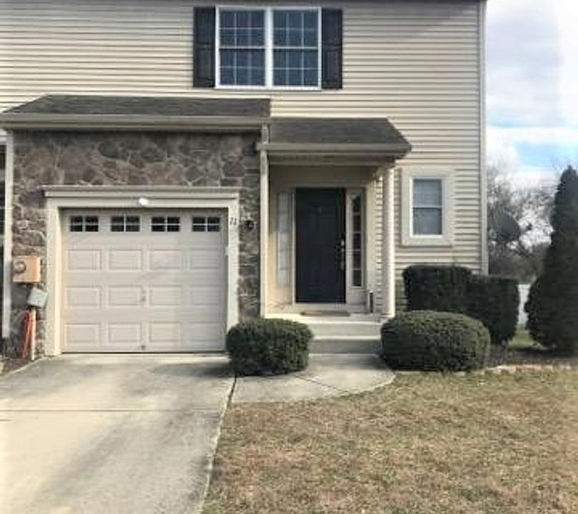 1st image of 11 Camino Ct