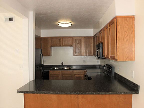 5th image of 1700-1790 Liberty Ln #64