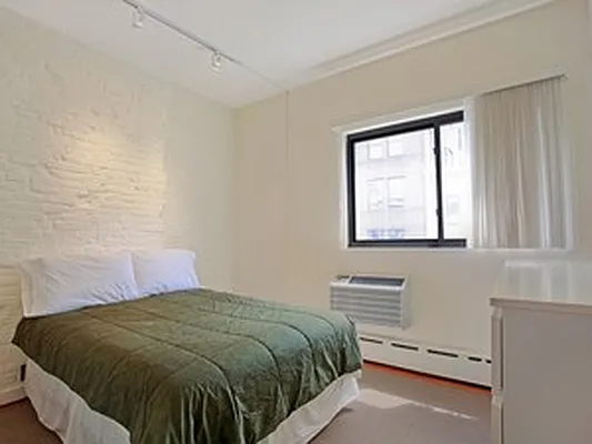 Sold by Corcoran | media 2