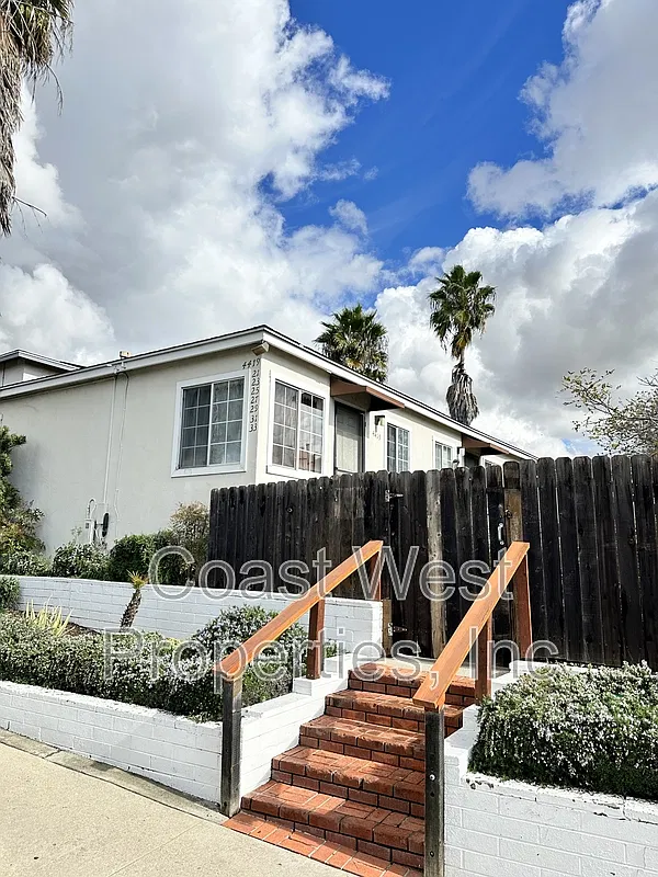 1 bed, 1.0 bath, 380 sqft, $1,650 — Photo 2