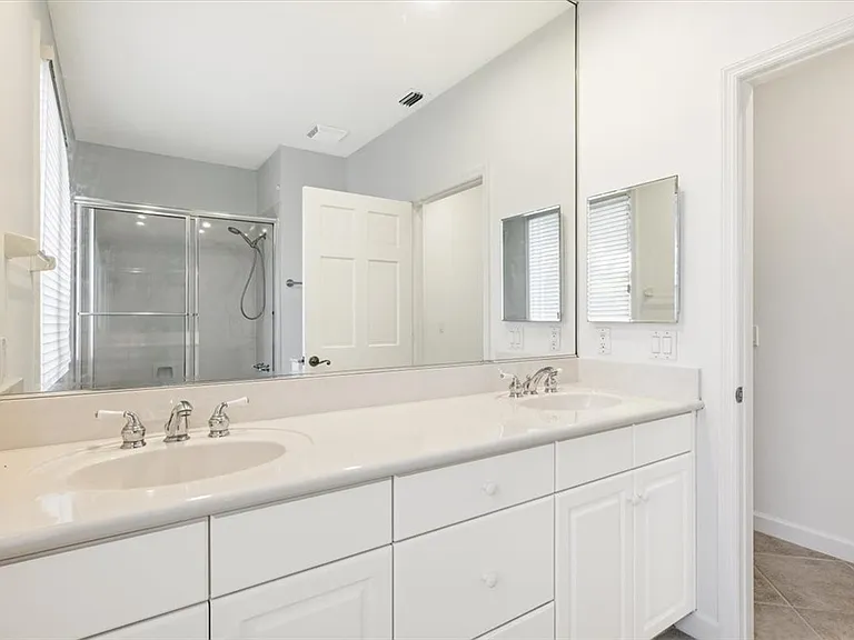 120 N White Jewel Ct — Photo 5