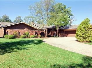 7914 Buck Trl, Burr Ridge, IL 60527