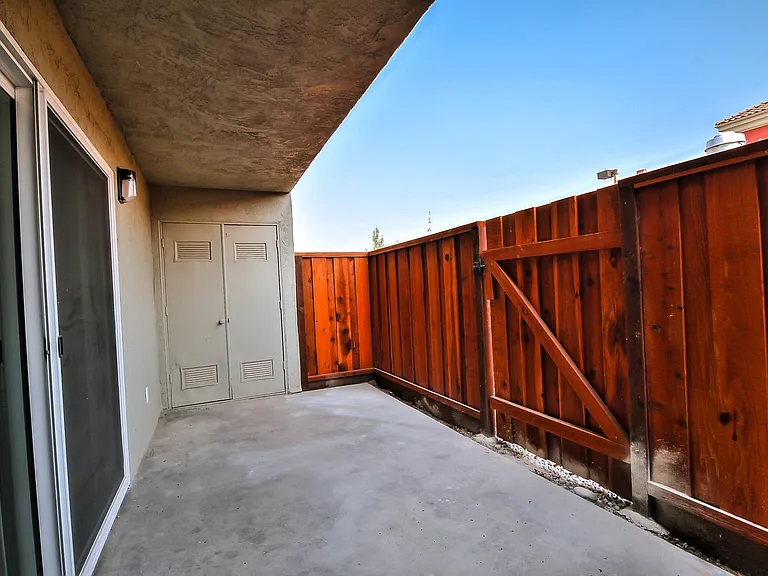 2925 Sunset Way #5 — Photo 11