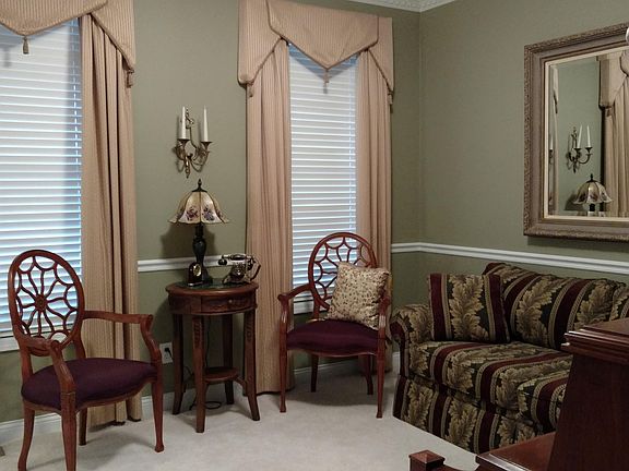 4th image of 876 Havenwood Ct