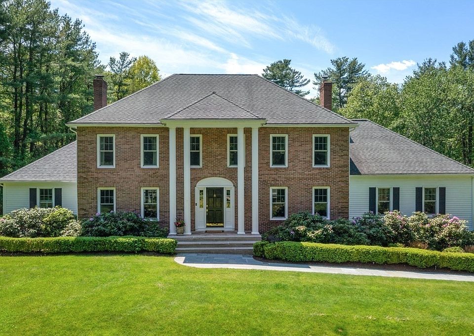 1st image of 25 Donnelly Dr