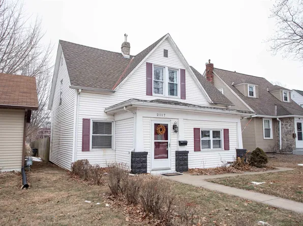 2117 Jefferson St, Quincy, IL 62301