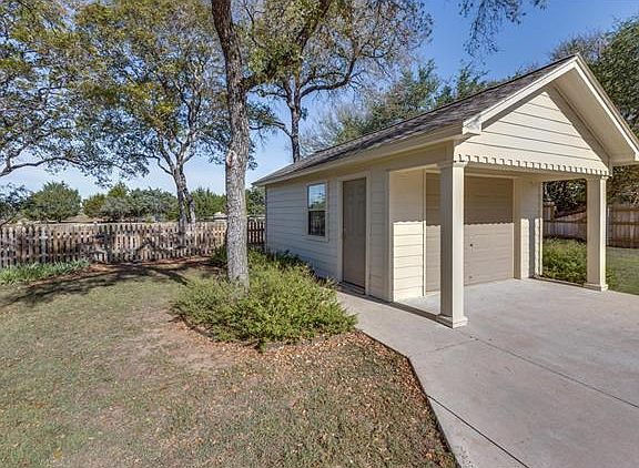3rd image of 30209 Saint Andrews Dr
