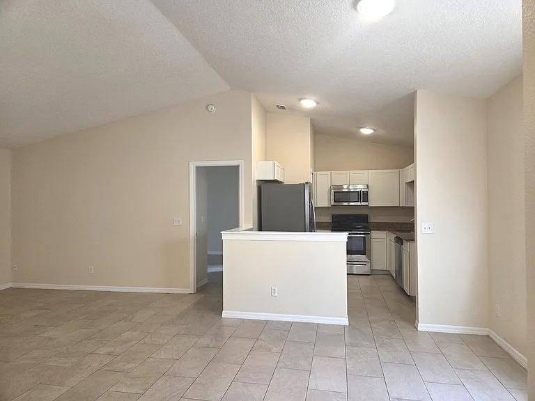 4025 E Cardinal Pines Dr — Photo 7