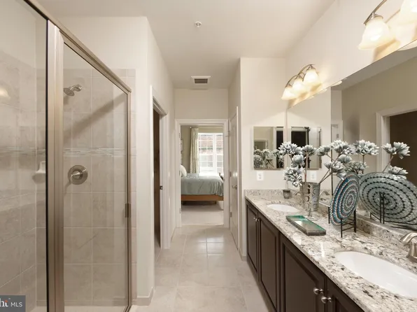 8675 Hines Cir, Laurel, MD 20723