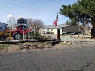 70504 N Lob Ln, Benton City, WA 99320