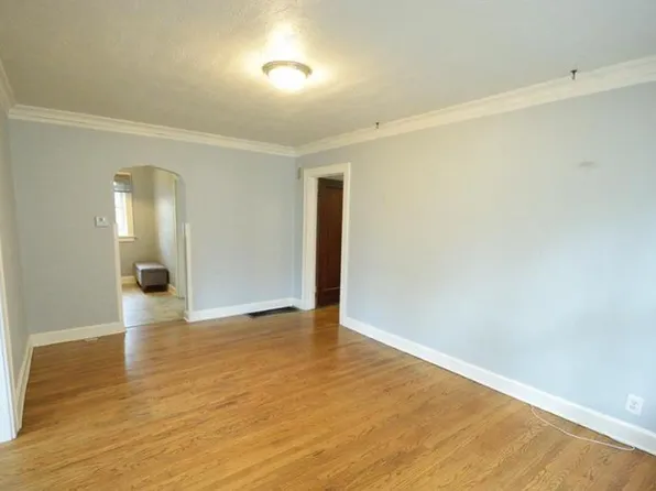4955 Virginia Ave Floor 1, Kansas City, MO 64110