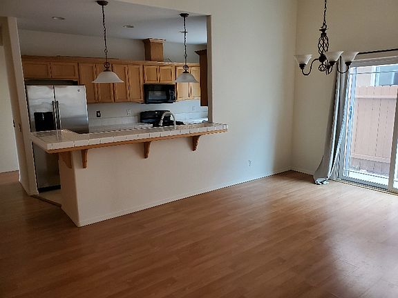 3rd image of 155 Waterfall Rd