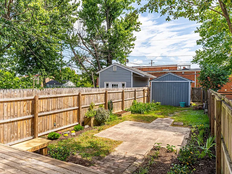 3028 W Leigh St — Photo 22