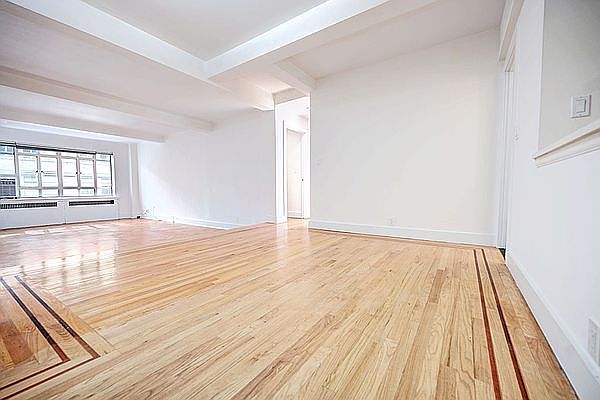 1st image of 10 W 74th St APT 4D