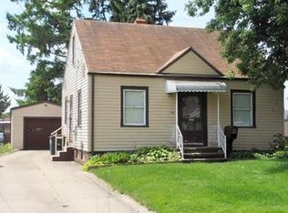 1122 Lindsay Ave, Akron, OH 44306