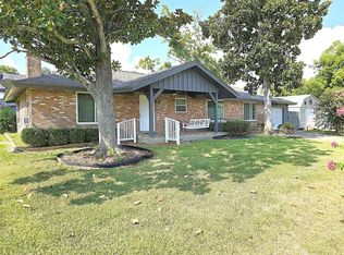 30 N Terrace Dr, Pointblank, TX 77364