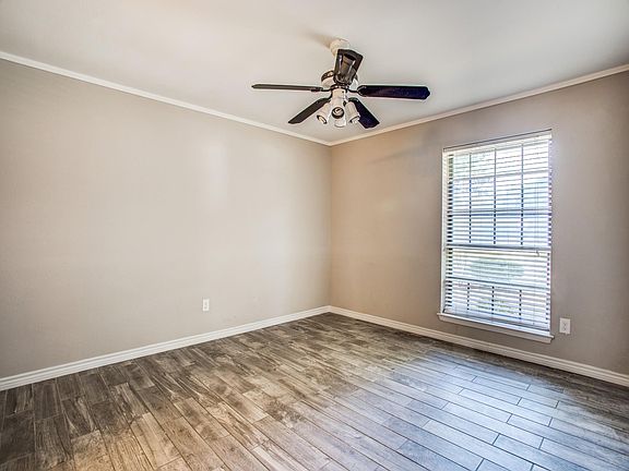 5th image of 1526 Goodwin Dr
