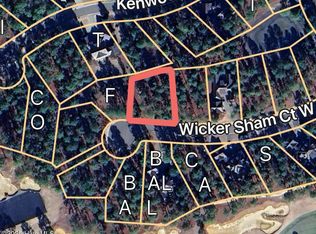 12 Wicker Sham Ct W, Pinehurst, NC 28374