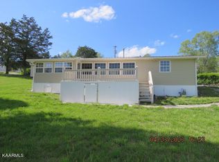 300 Queener St, Jacksboro, TN 37757