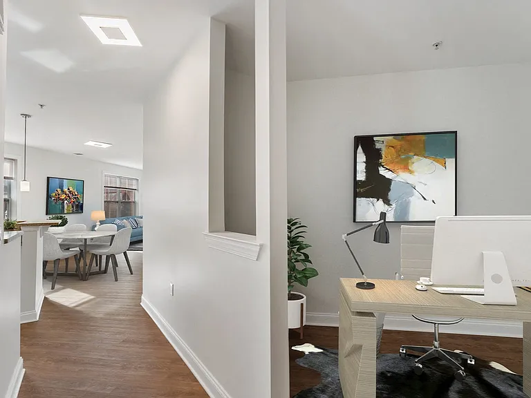 Park Square Apartments — Photo 9