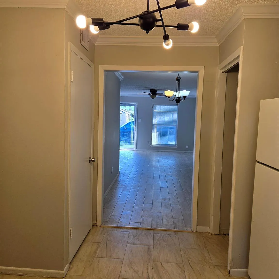 2 bed, 1.5 bath, 960 sqft, $1,500 — Photo 4