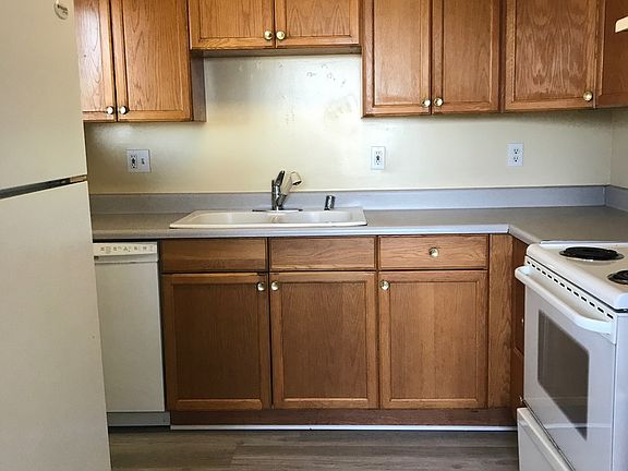 3rd image of 709 Capitol St