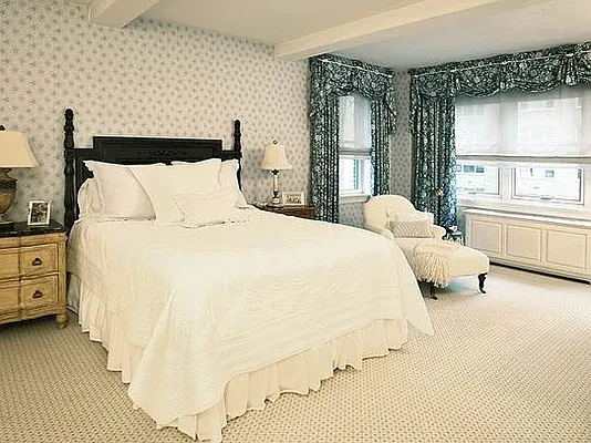 Sold by Stribling | media 28