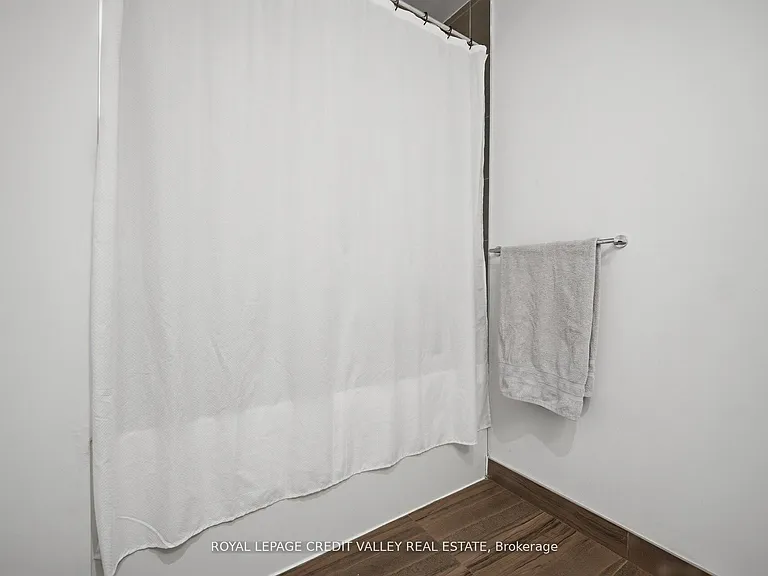 5 Buttermill Ave #1511 — Photo 24
