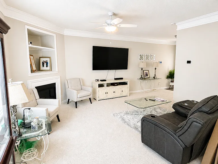 316 Clover Brook Dr — Photo 8