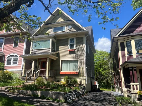 3 Alexandra St, Saint John, NB E2K 1A9