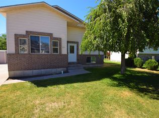 873 Riverwood Dr, Logan, UT 84321