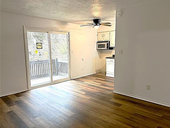 3rd image of 375 N 12th St #5
