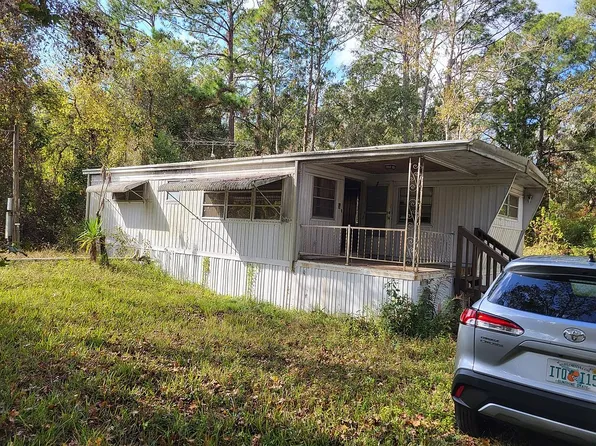 10501 Lake Dr, New Port Richey, FL 34654