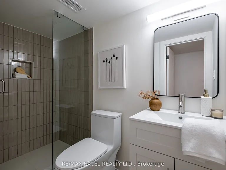 254 Bain Ave — Photo 34